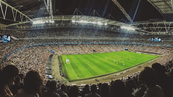 Ein Symbolbild zum Thema Fußball. Foto: pixabay / Canva